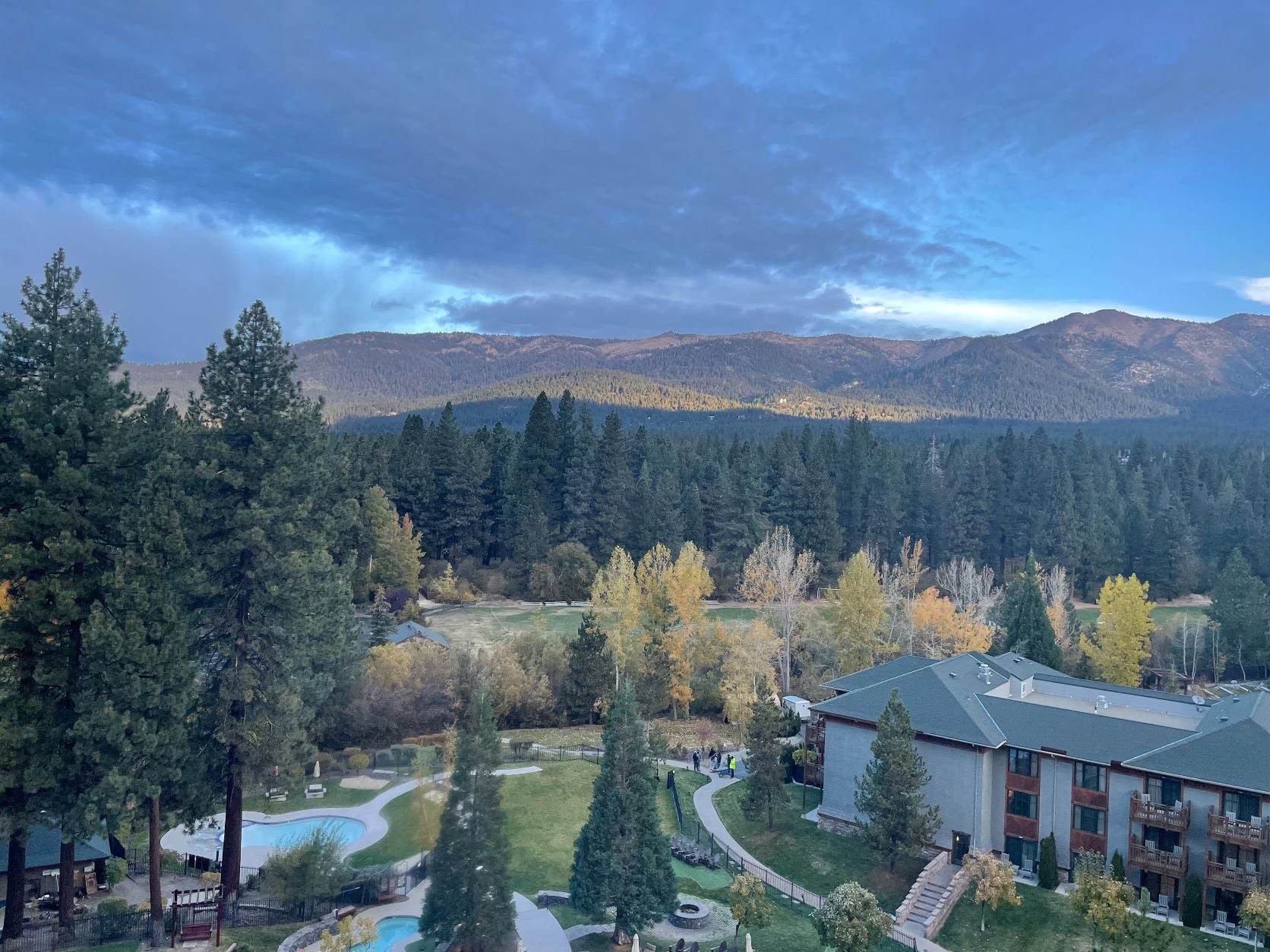 The Minus33 marketing team attended the Outdoor Media Summit (OMS) in Lake Tahoe, Nevada. There was a lot of networking as well as learning while attending this conference for a few days.
