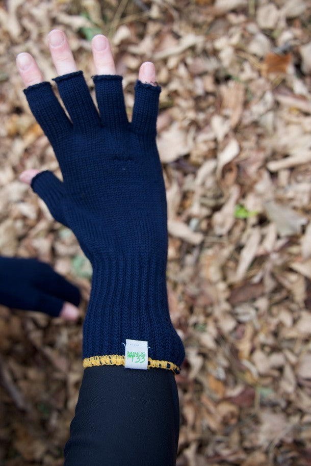 minus 33 merino wool clothing, Hunting Life Test the fingerless glove liner. wearing fingerless gloves is better for hunting when it comes time to pull the trigger.